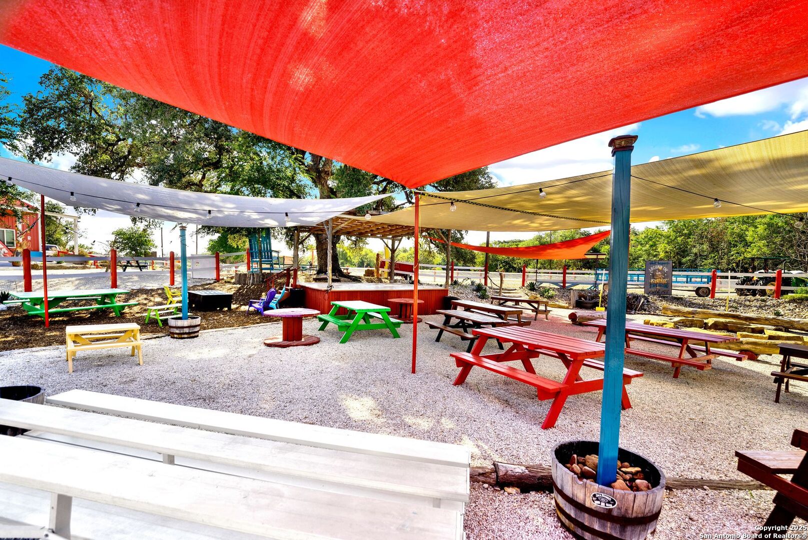 1877 County Road 4713 Lacoste TX 78039