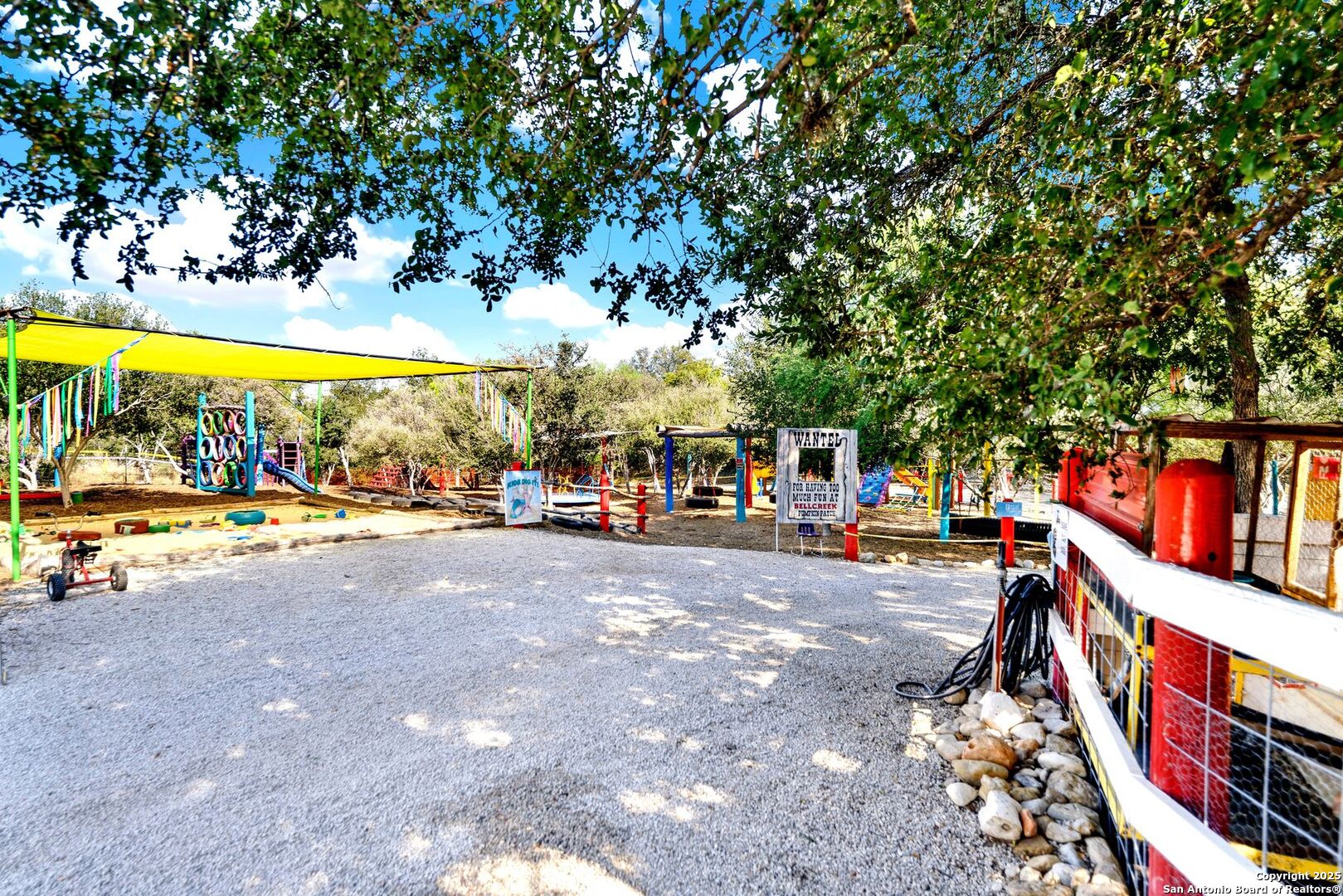 1877 County Road 4713 Lacoste TX 78039