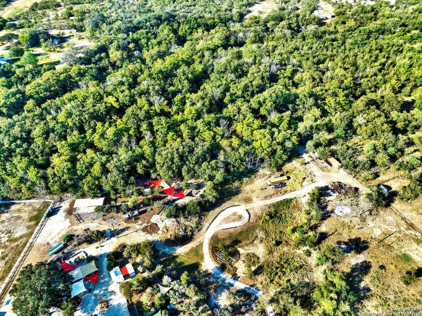 1877 County Road 4713 Lacoste TX 78039