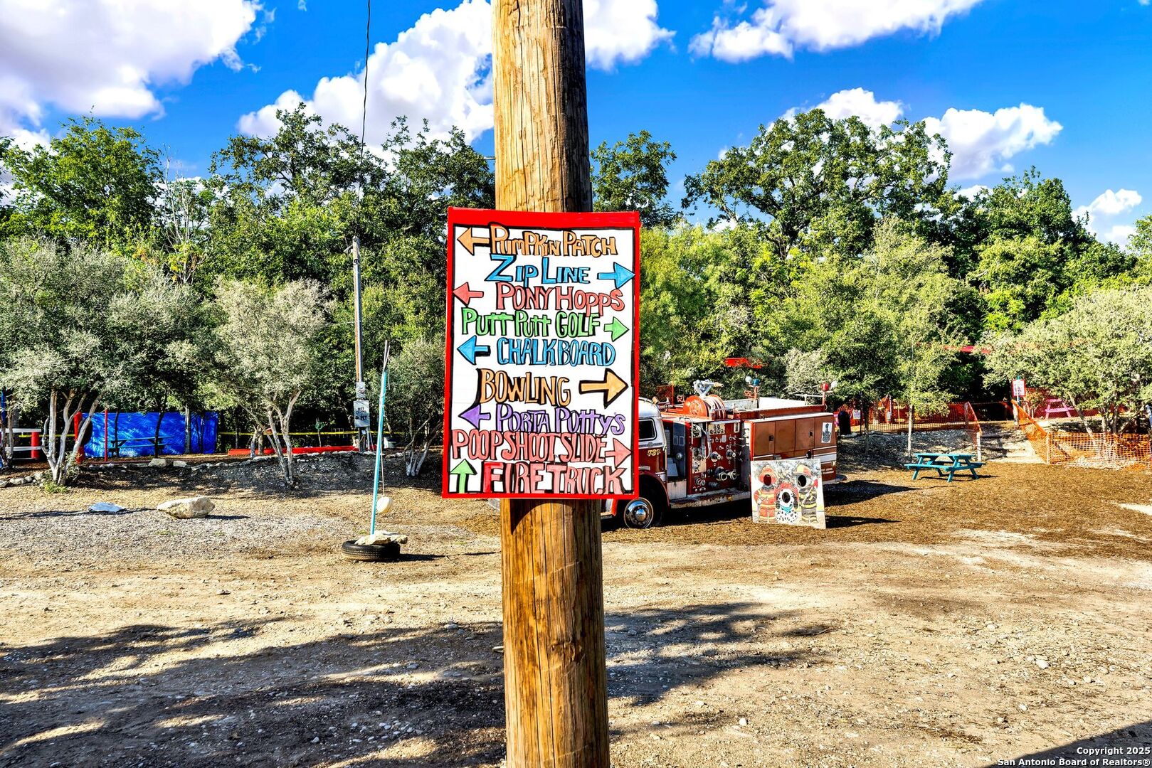 1877 County Road 4713 Lacoste TX 78039