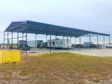 6542 County Road 152 Kenedy TX 78119