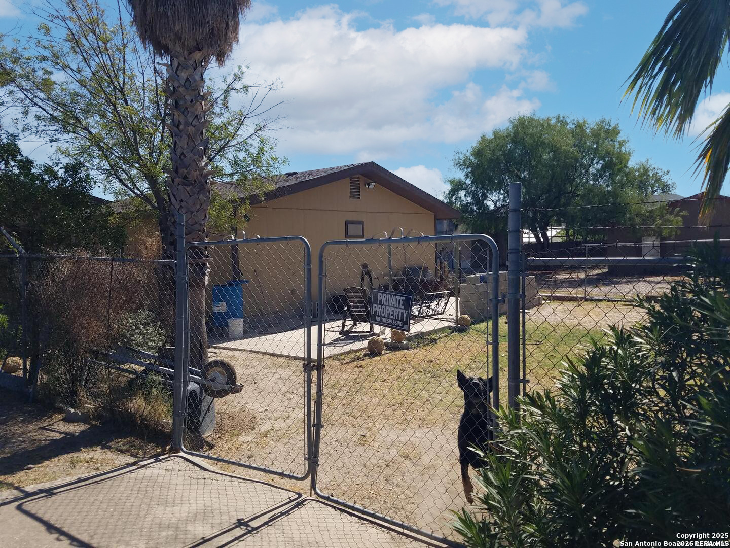 2897 Del Rio Boulevard Eagle Pass TX 78852