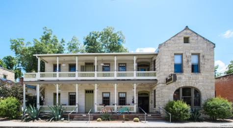 717 High Street Comfort TX 78013