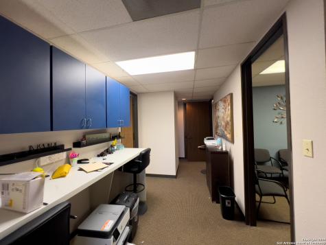 2040 Babcock San Antonio TX 78229