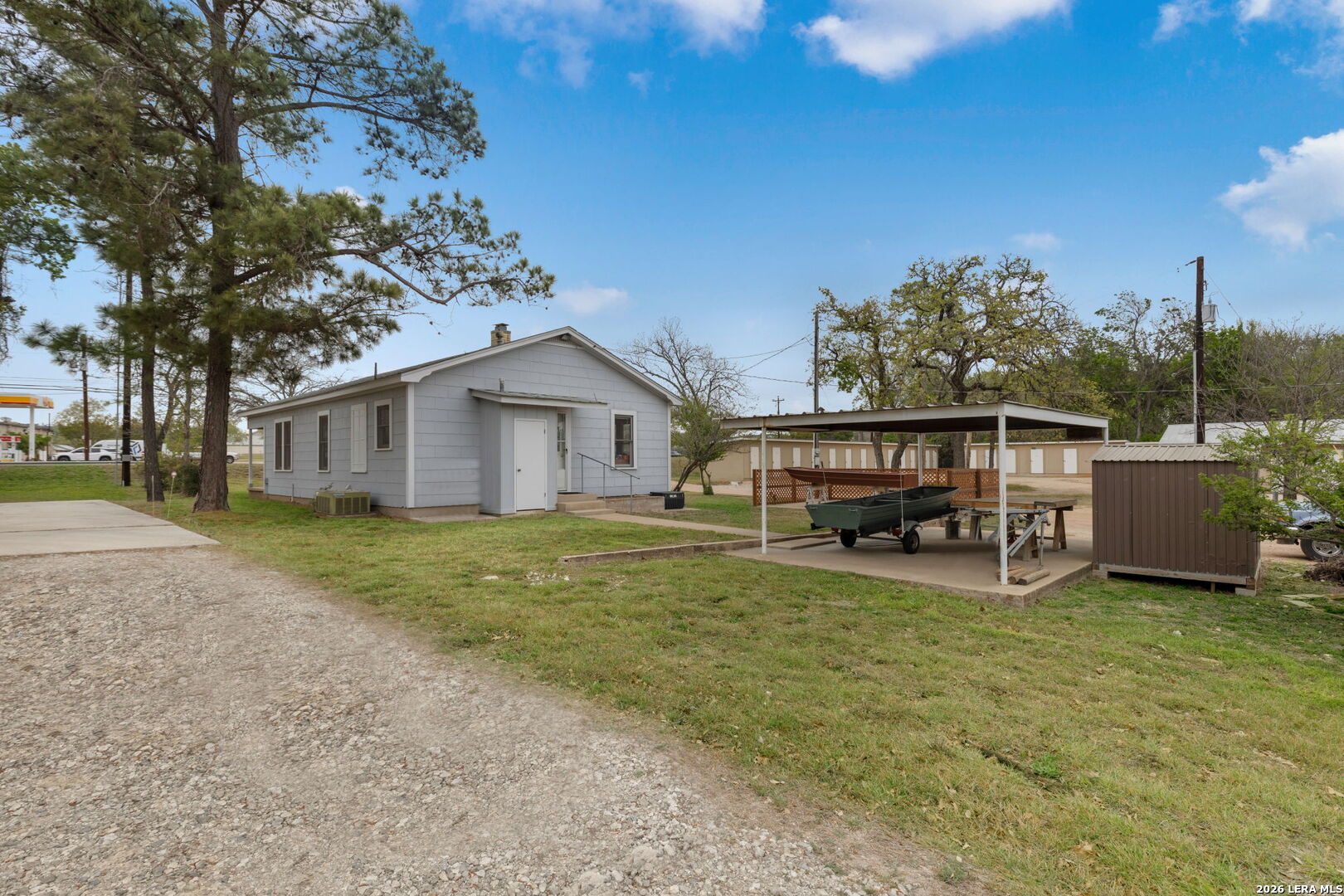 1807 N Llano Street Fredericksburg TX 78624