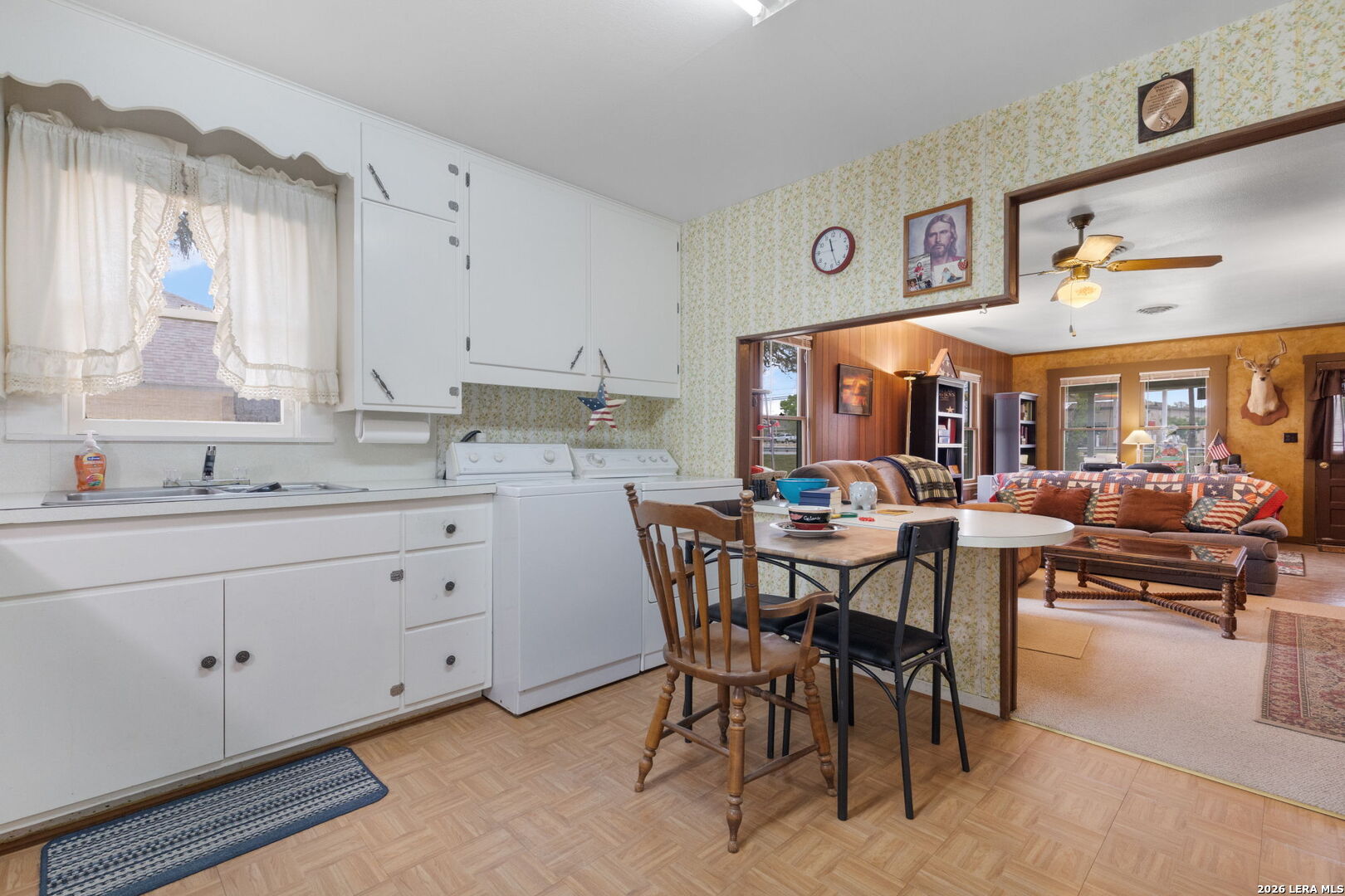 1807 N Llano Street Fredericksburg TX 78624
