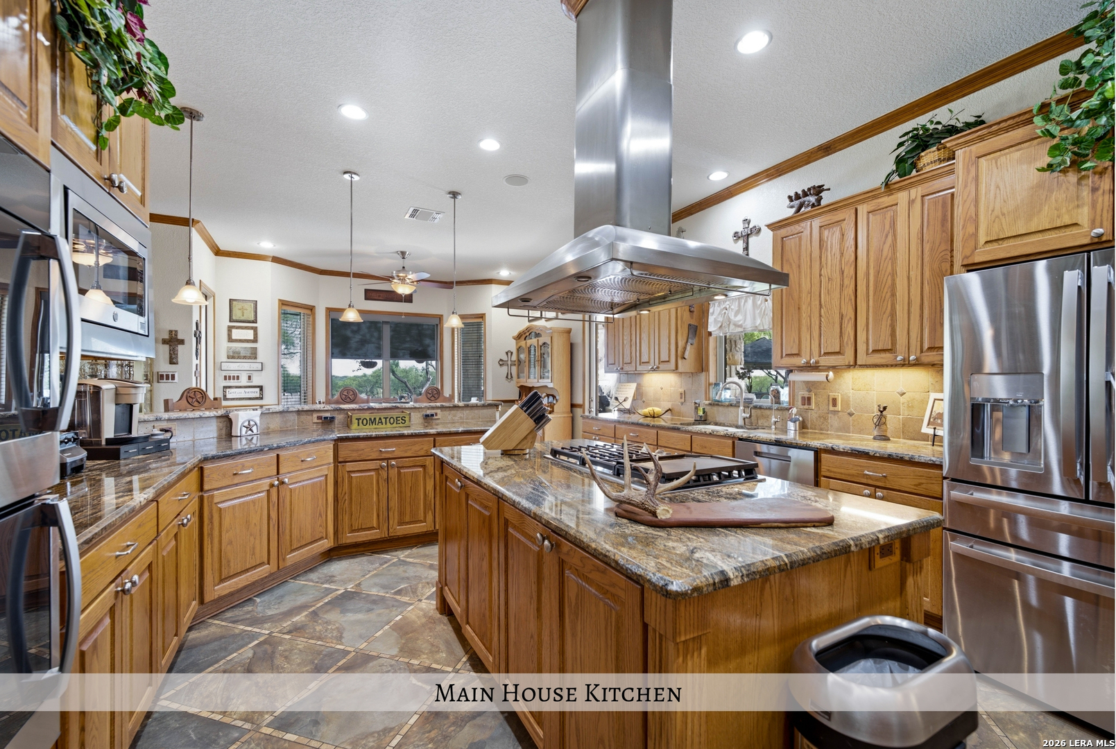 1958 County Road 237 Falls City TX 78113