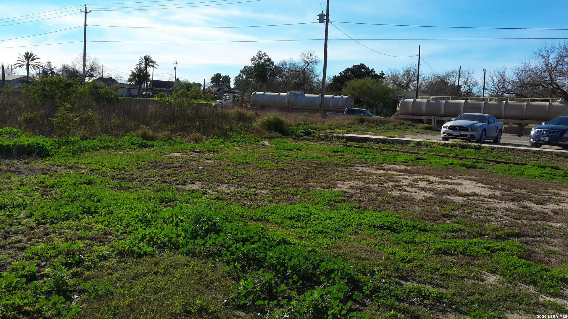 1501 1st Carrizo Springs TX 78834