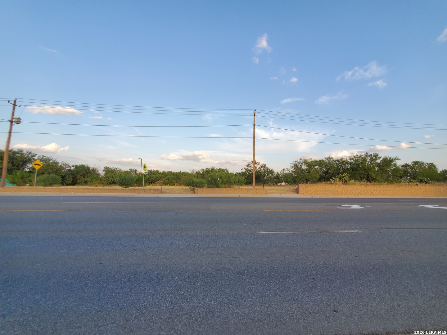 1501 1st Carrizo Springs TX 78834