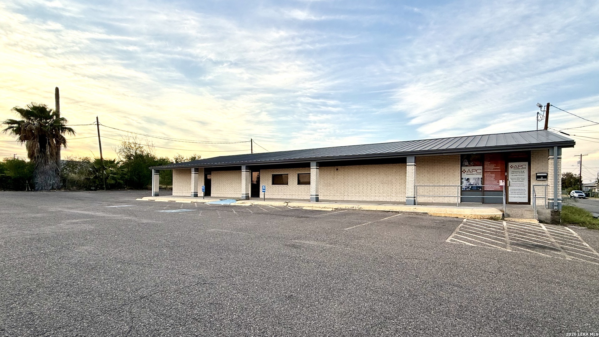 1109 Ferry Eagle Pass TX 78852