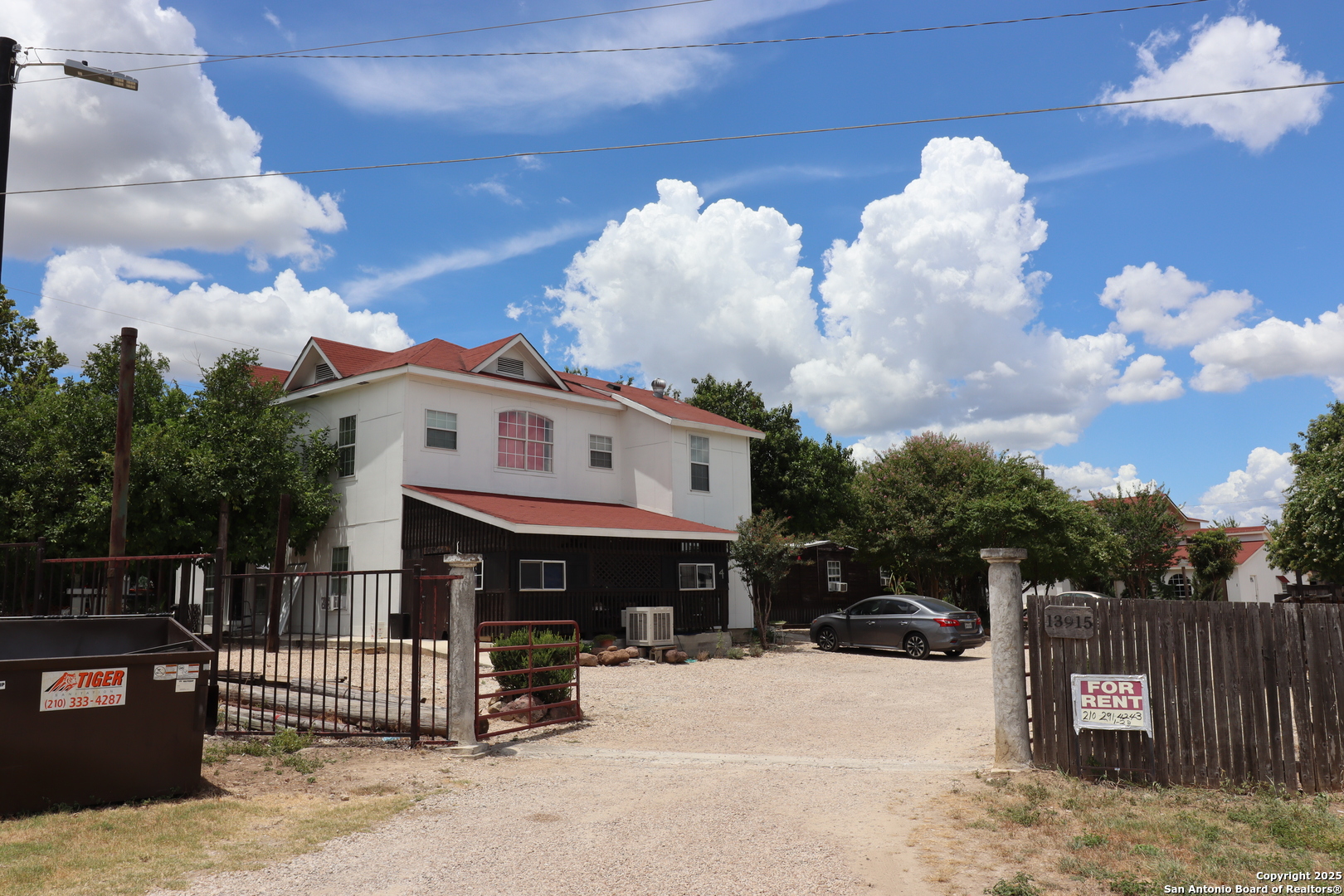 13915 Interstate 35 Von Ormy TX 78073