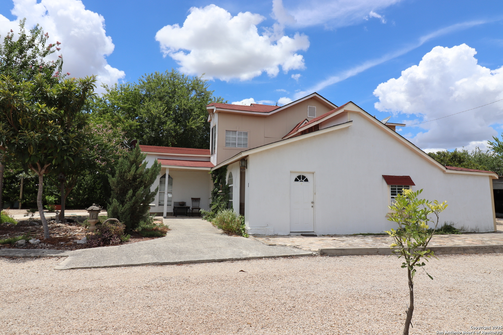 13915 Interstate 35 Von Ormy TX 78073