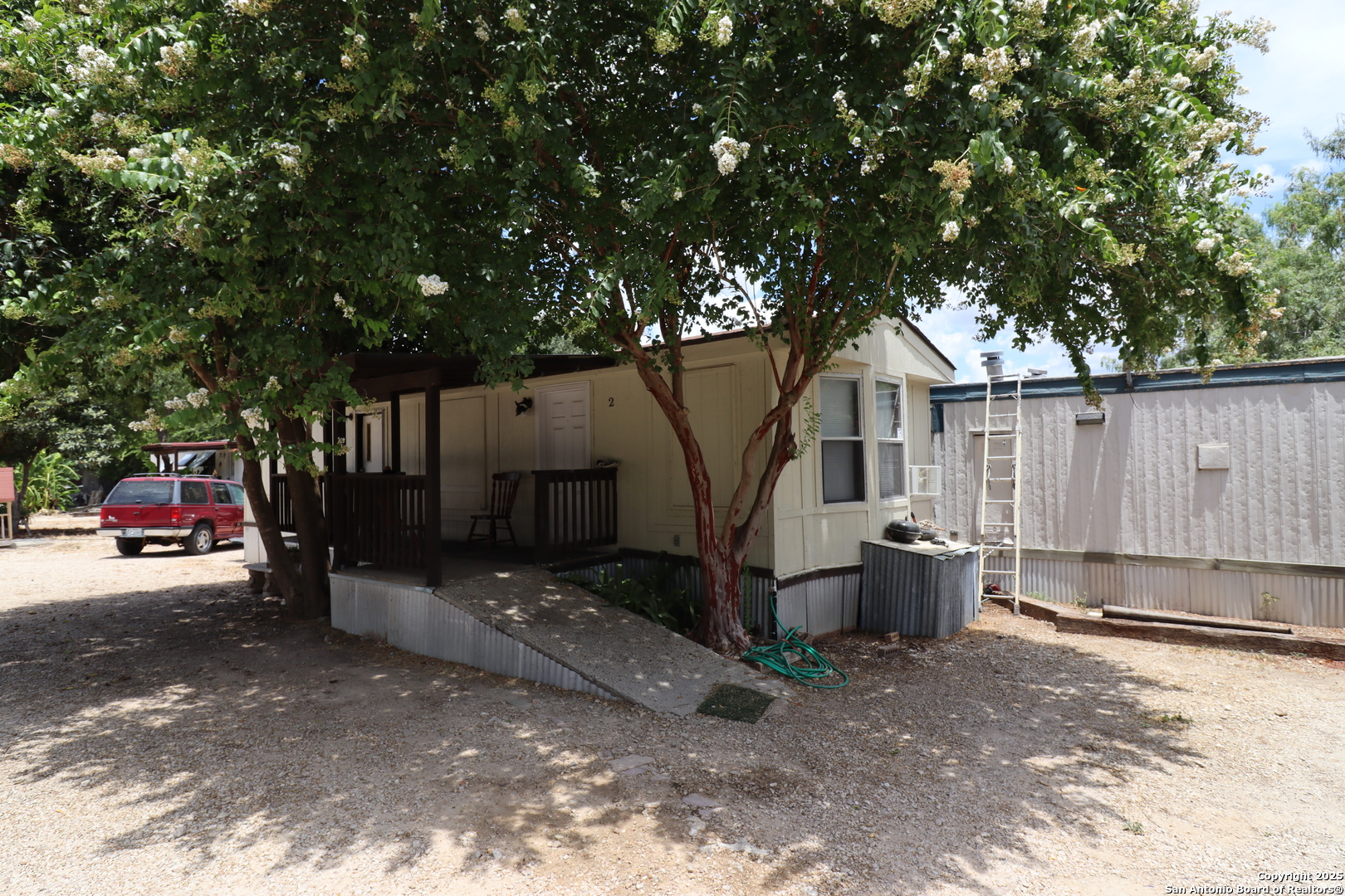 13915 Interstate 35 Von Ormy TX 78073