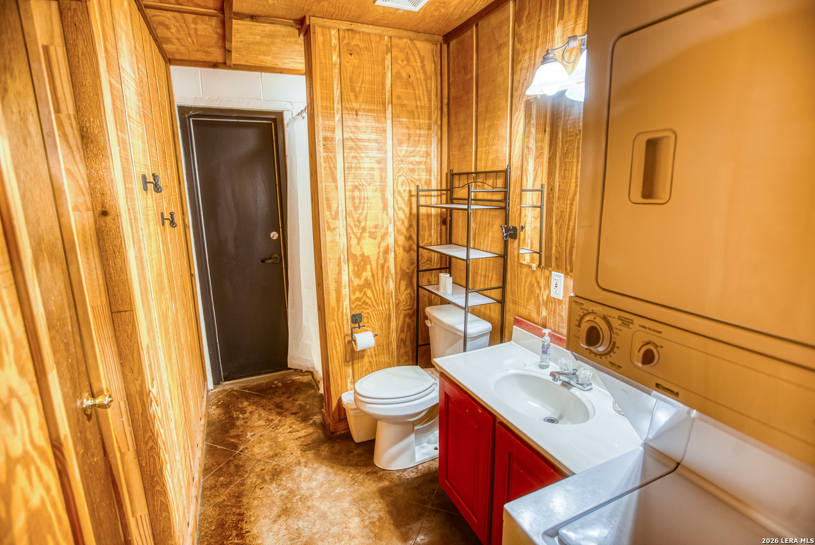 1047 County Road 350 Concan TX 78838