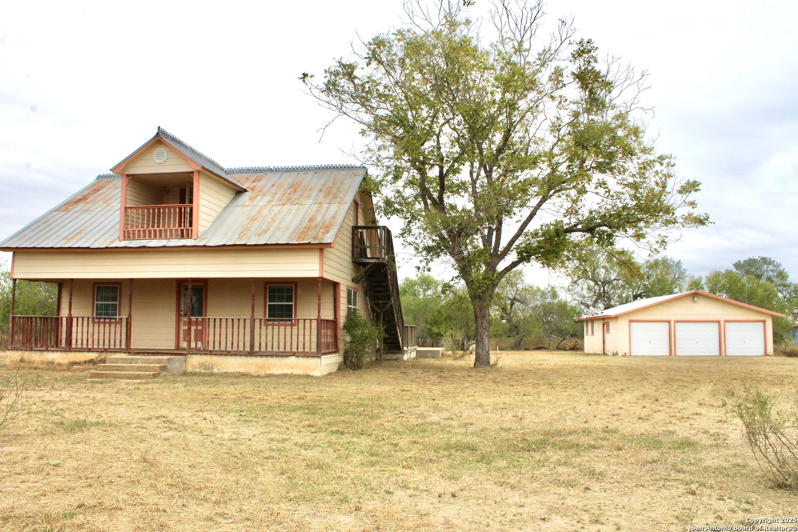 000 Fm 462 S Yancey TX 78886