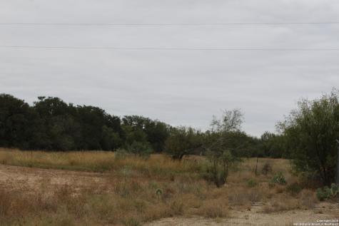 000 Fm 462 S Yancey TX 78886