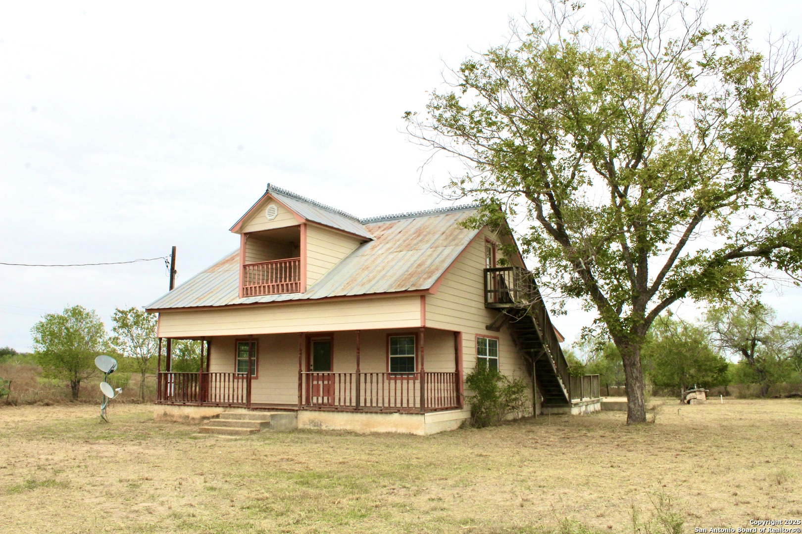000 Fm 462 S Yancey TX 78886
