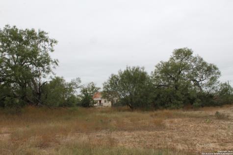 000 Fm 462 S Yancey TX 78886