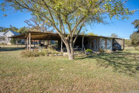 115 Fischer Store Fischer TX 78623
