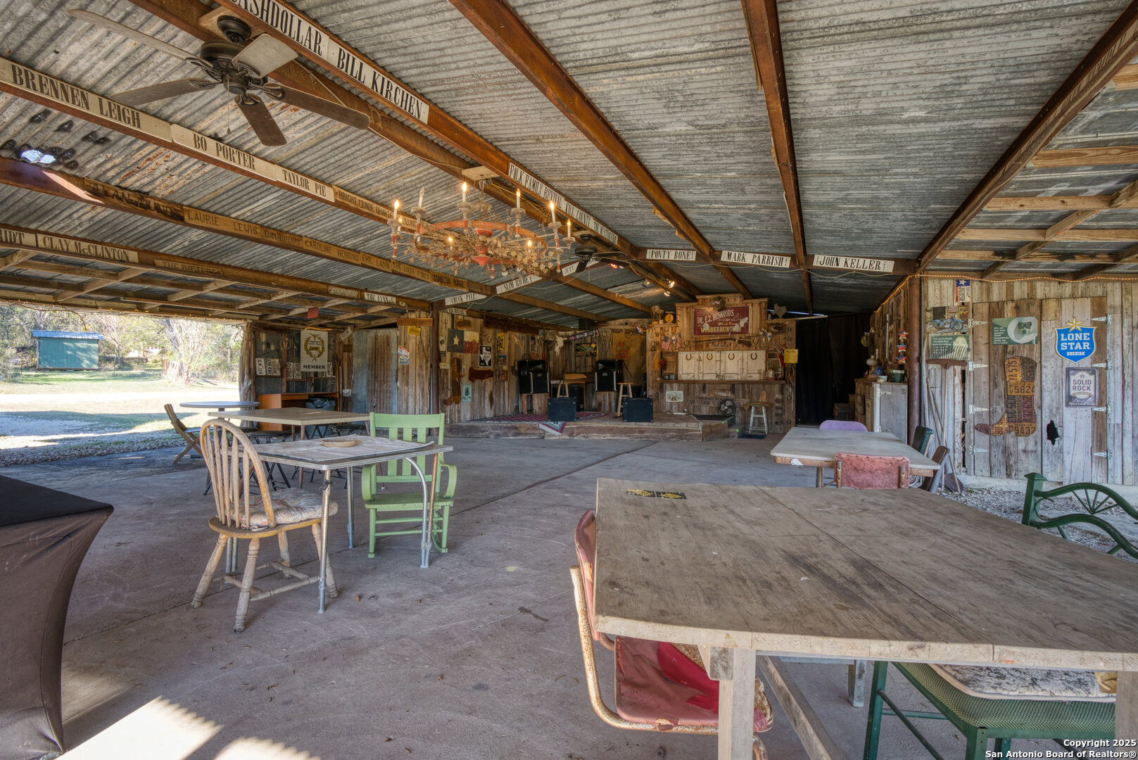 115 Fischer Store Fischer TX 78623