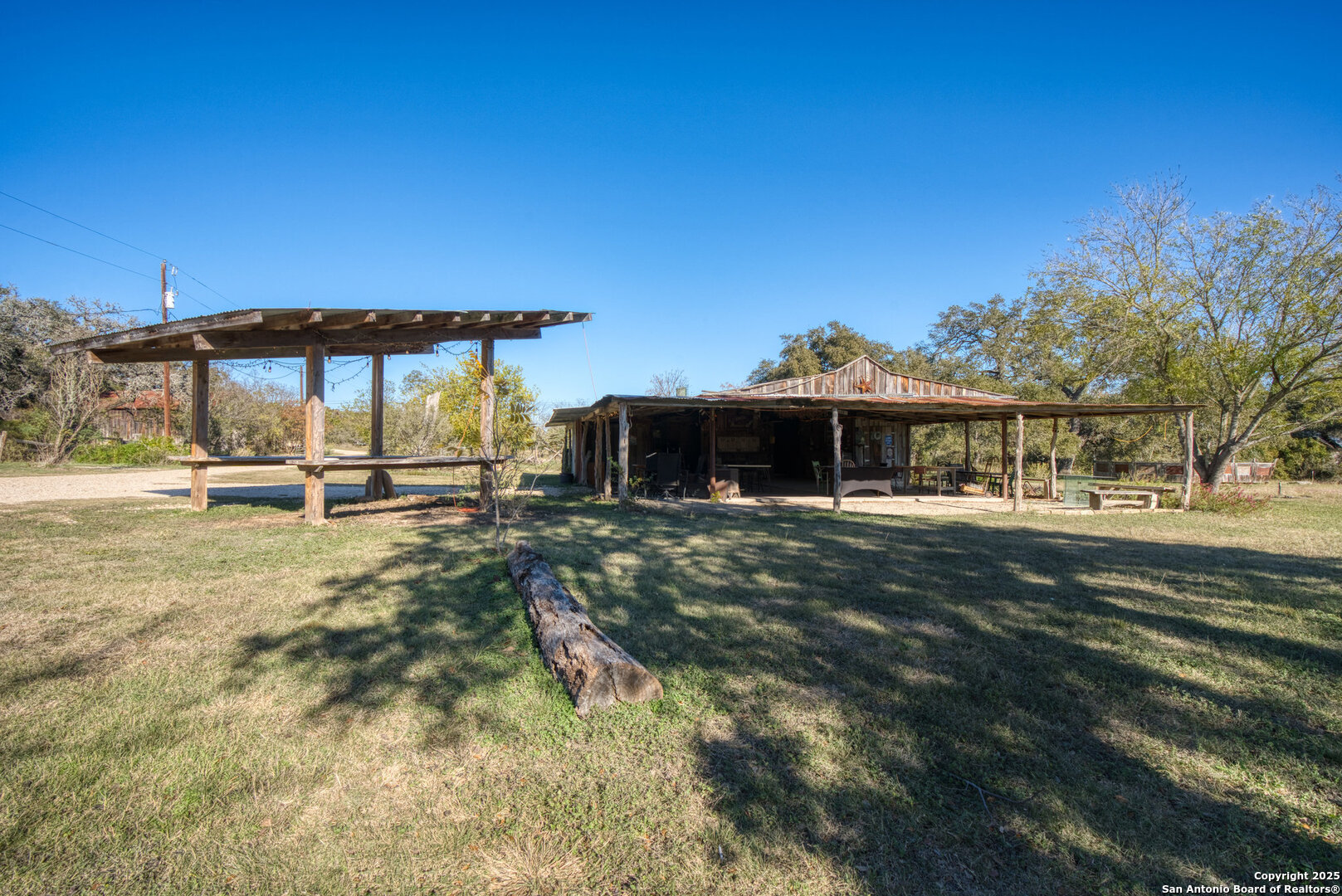 115 Fischer Store Fischer TX 78623