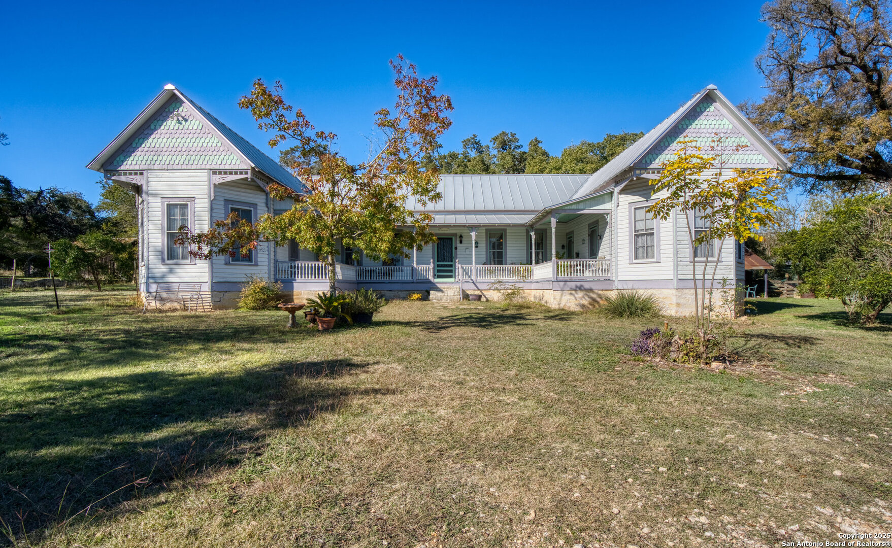 115 Fischer Store Fischer TX 78623