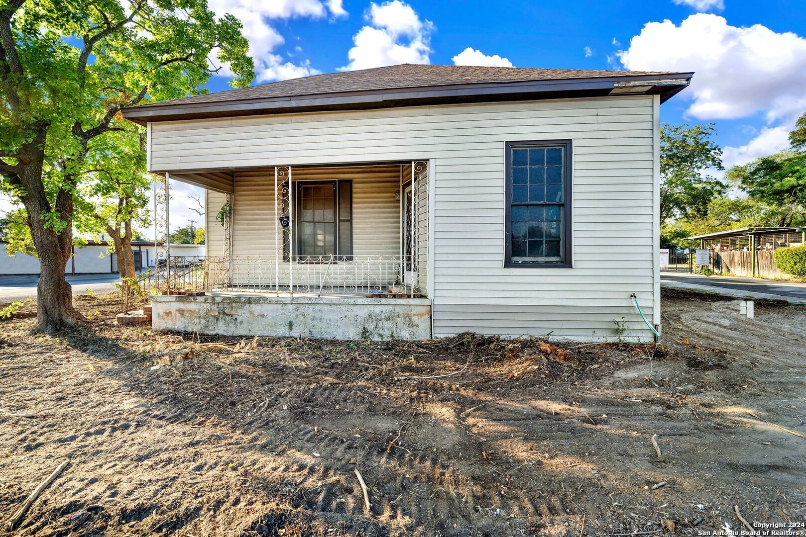 1901 19th Street Hondo TX 78861