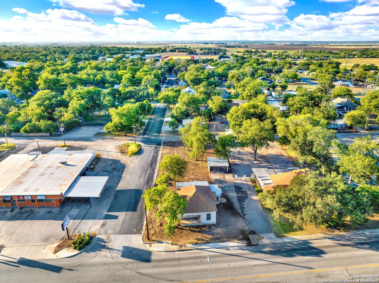 1901 19th Street Hondo TX 78861