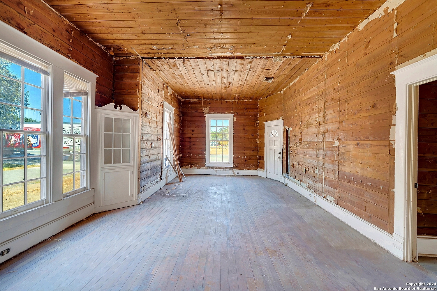 1901 19th Street Hondo TX 78861