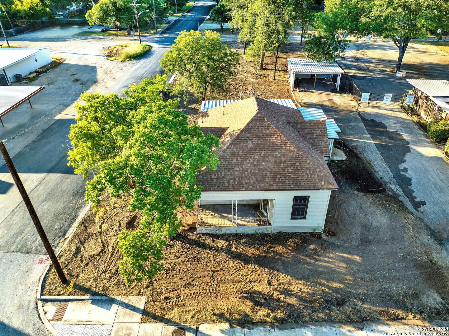 1901 19th Street Hondo TX 78861