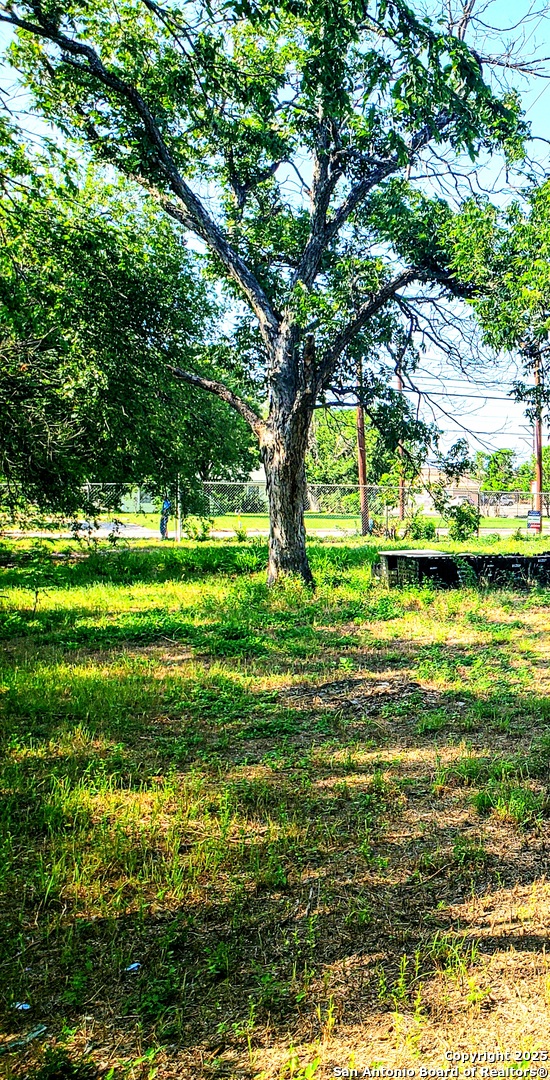 4846 E Houston San Antonio TX 78220