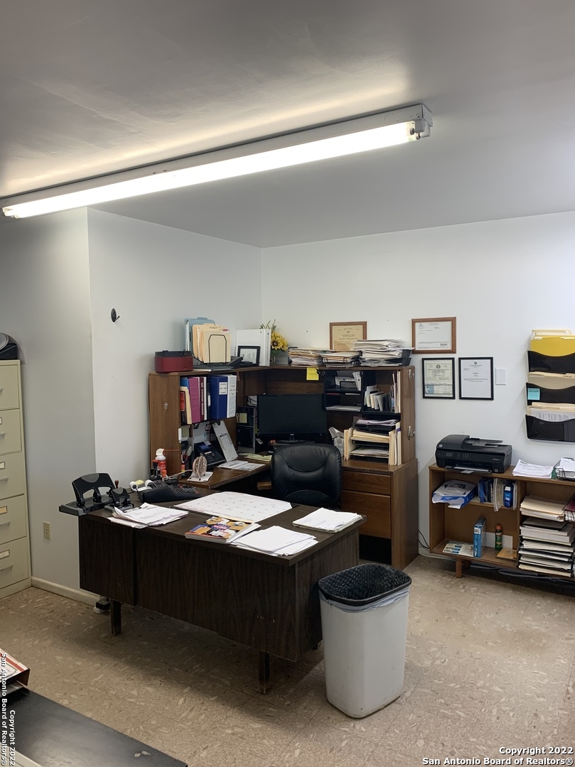 3655 E Main Street Uvalde TX 78801