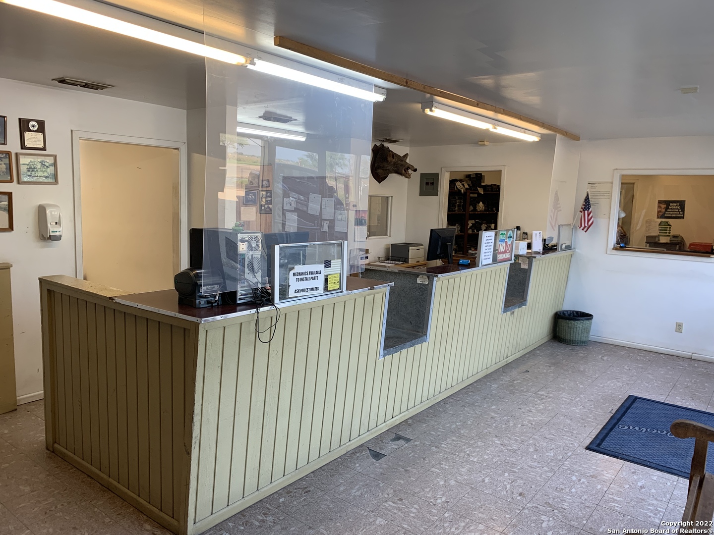 3655 E Main Street Uvalde TX 78801