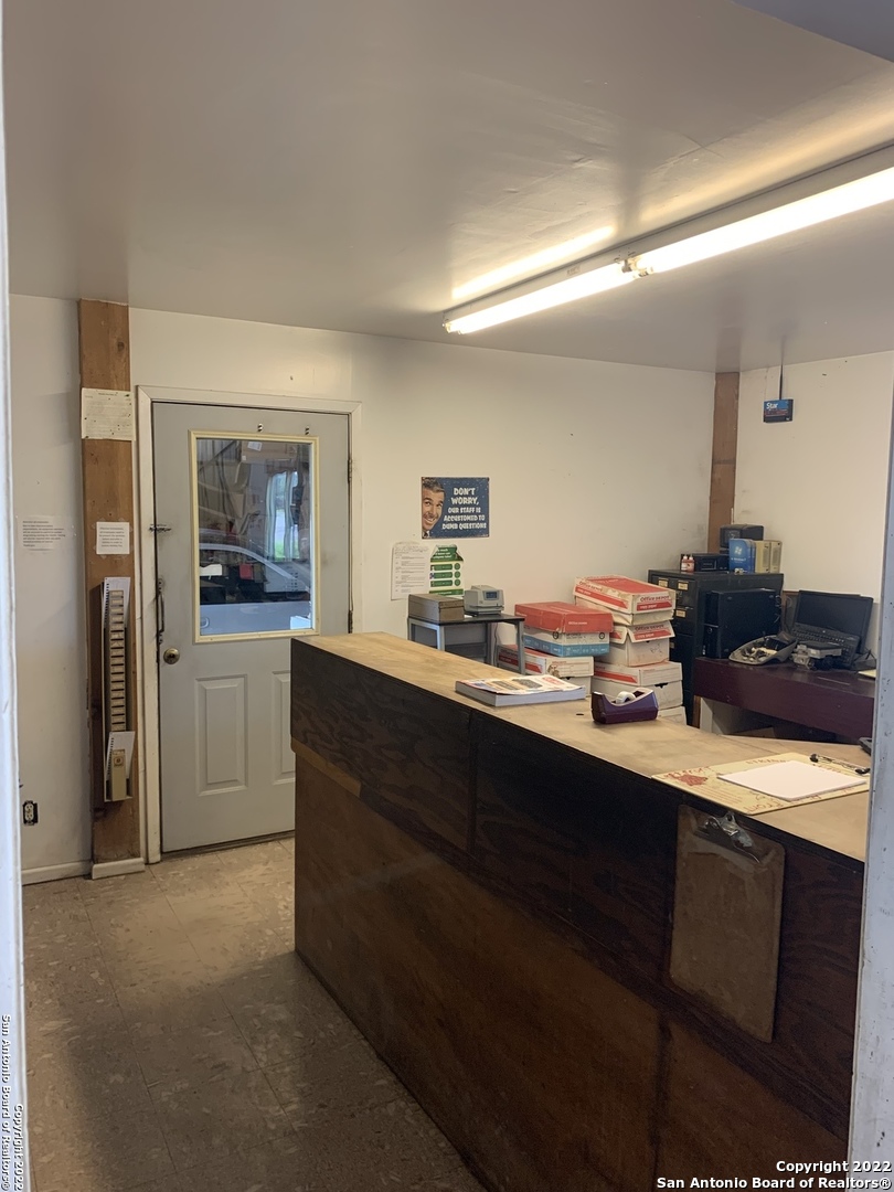 3655 E Main Street Uvalde TX 78801