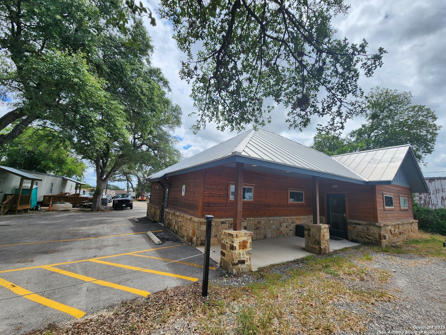 2571 Macarthur San Antonio TX 78217