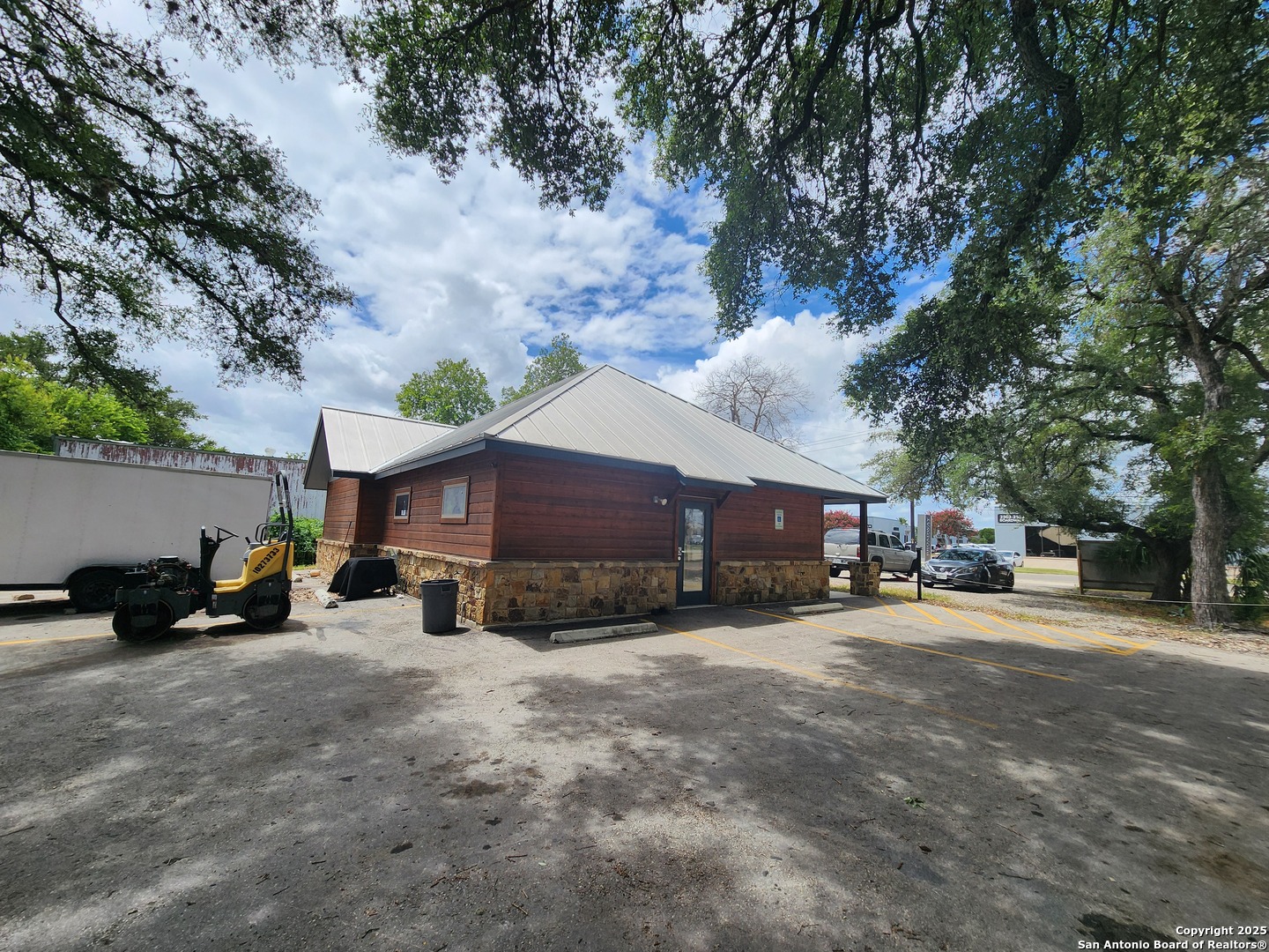 2571 Macarthur San Antonio TX 78217