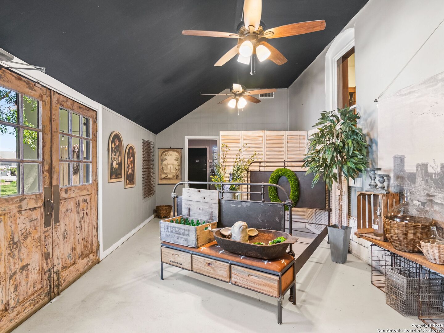 702 Front Street Comfort TX 78013