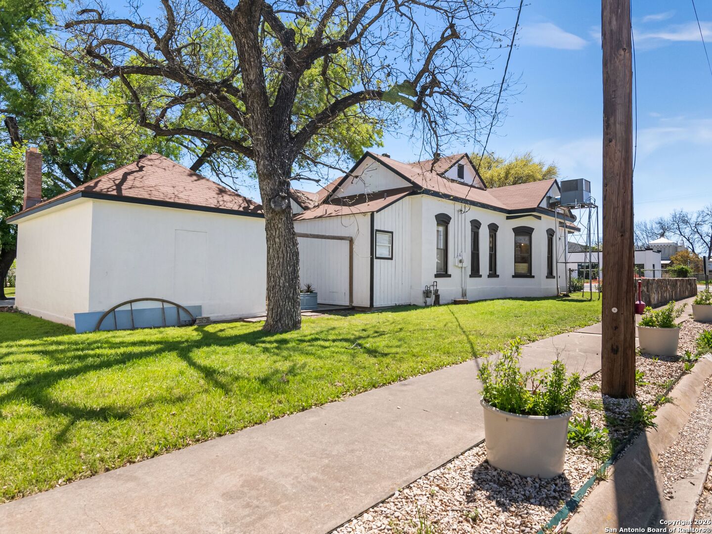 702 Front Street Comfort TX 78013
