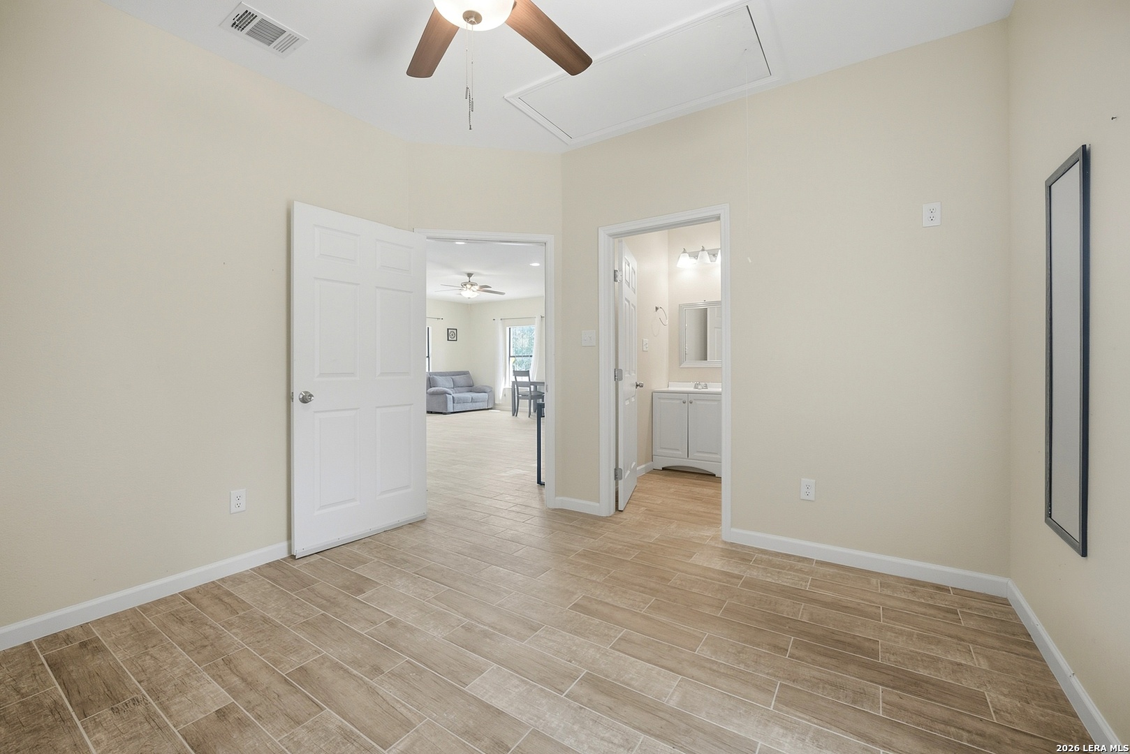 14391 Main Street Lytle TX 78052