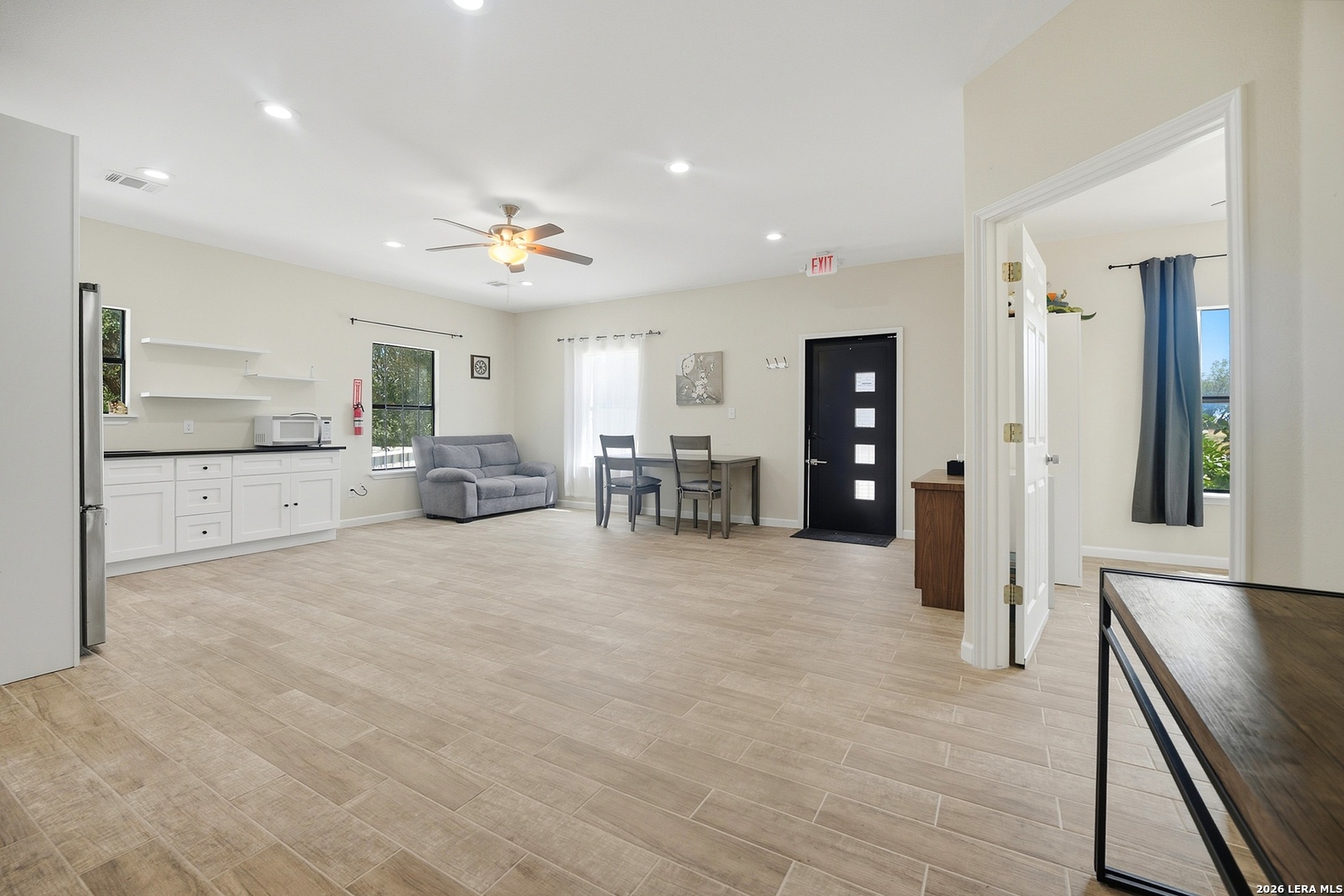 14391 Main Street Lytle TX 78052