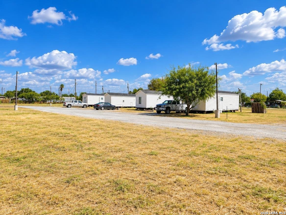 150 Piloncillo Drive Carrizo Springs TX 78834