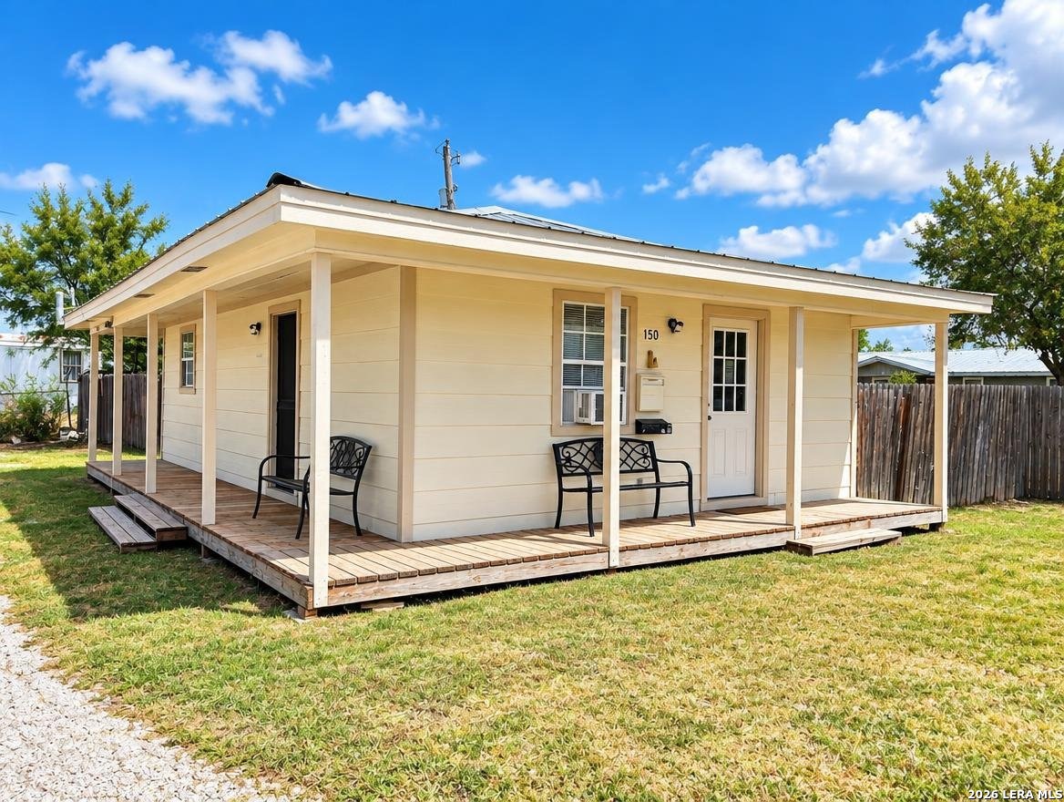 150 Piloncillo Drive Carrizo Springs TX 78834