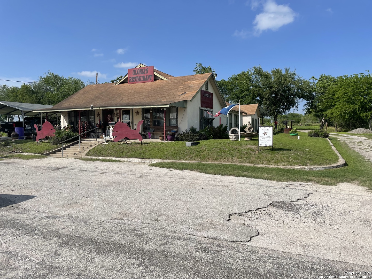 436 N Sunset Strip Street Kenedy TX 78119