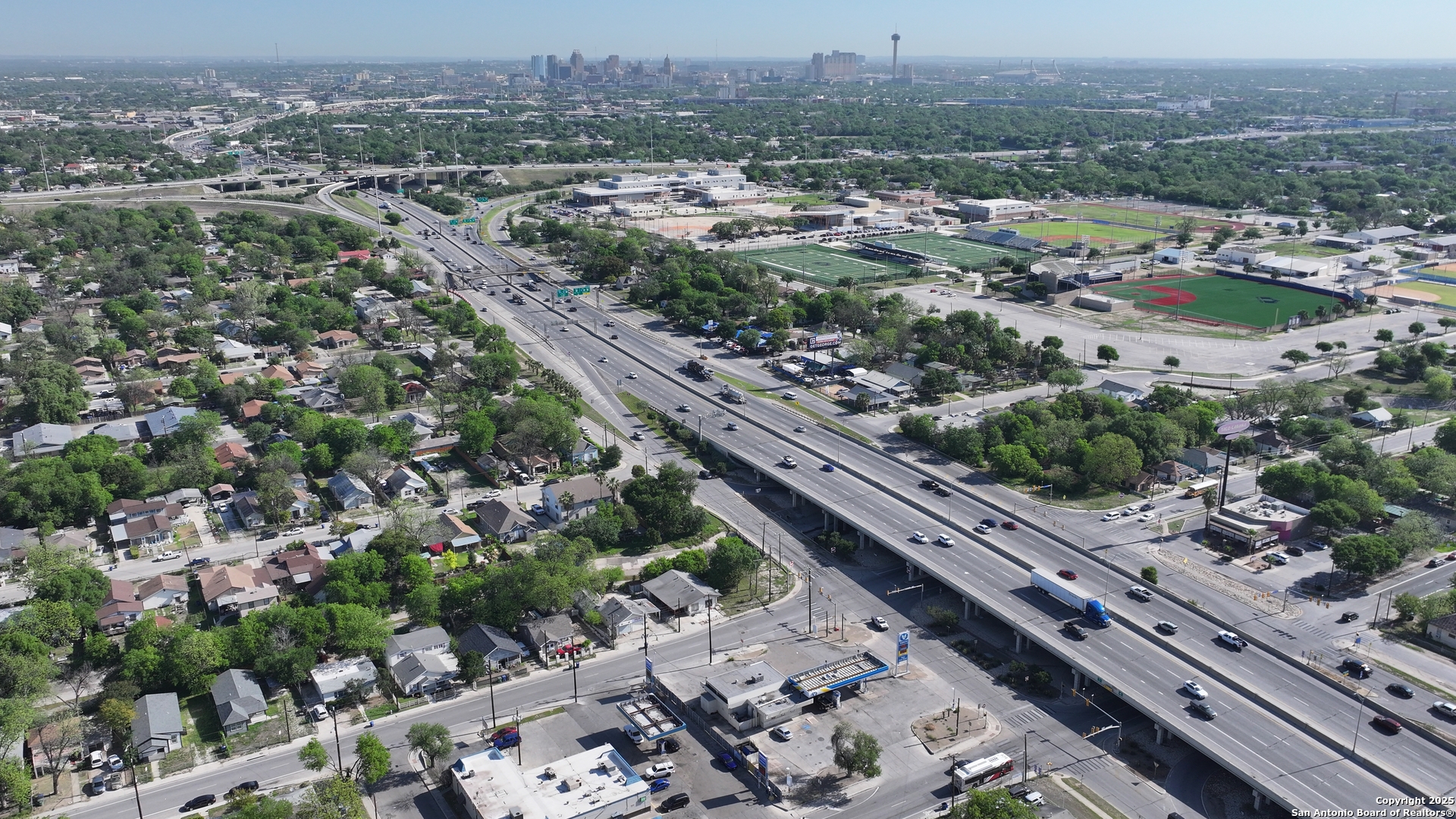 607 W Theo Avenue San Antonio TX 78225