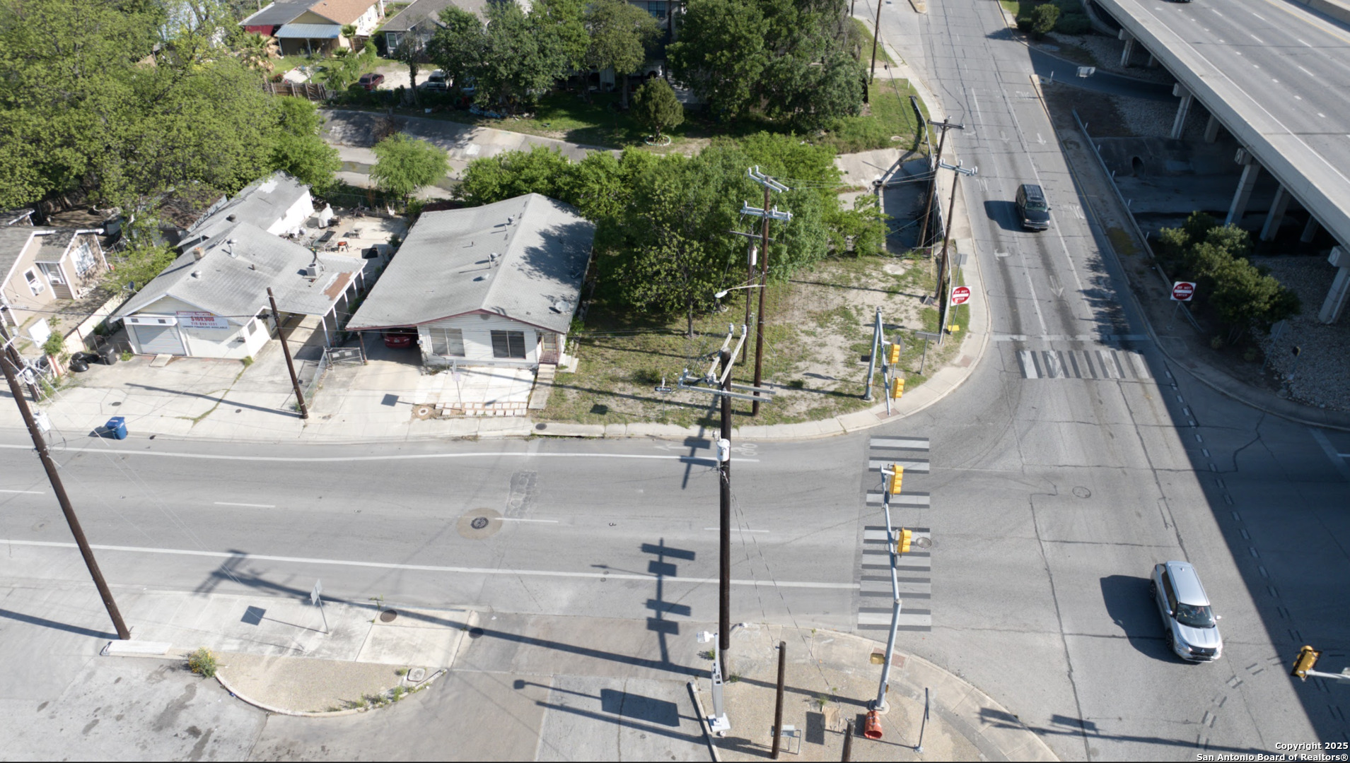 607 W Theo Avenue San Antonio TX 78225