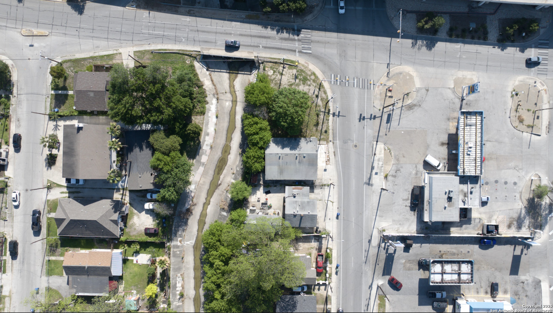 607 W Theo Avenue San Antonio TX 78225