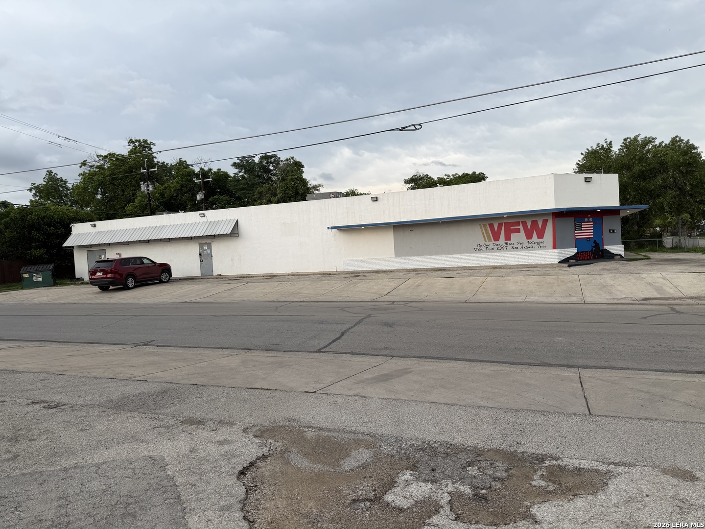 2541 W Southcross San Antonio TX 78211