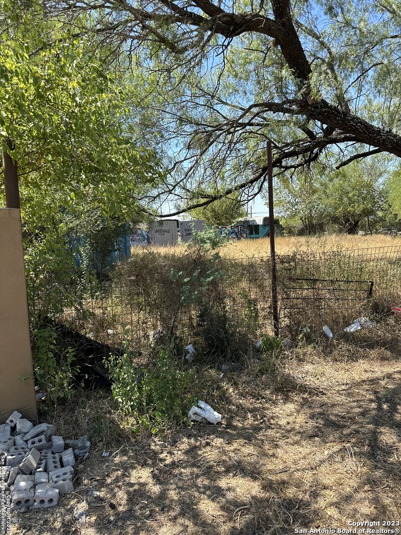 0 Chavaneaux Road San Antonio TX 78221