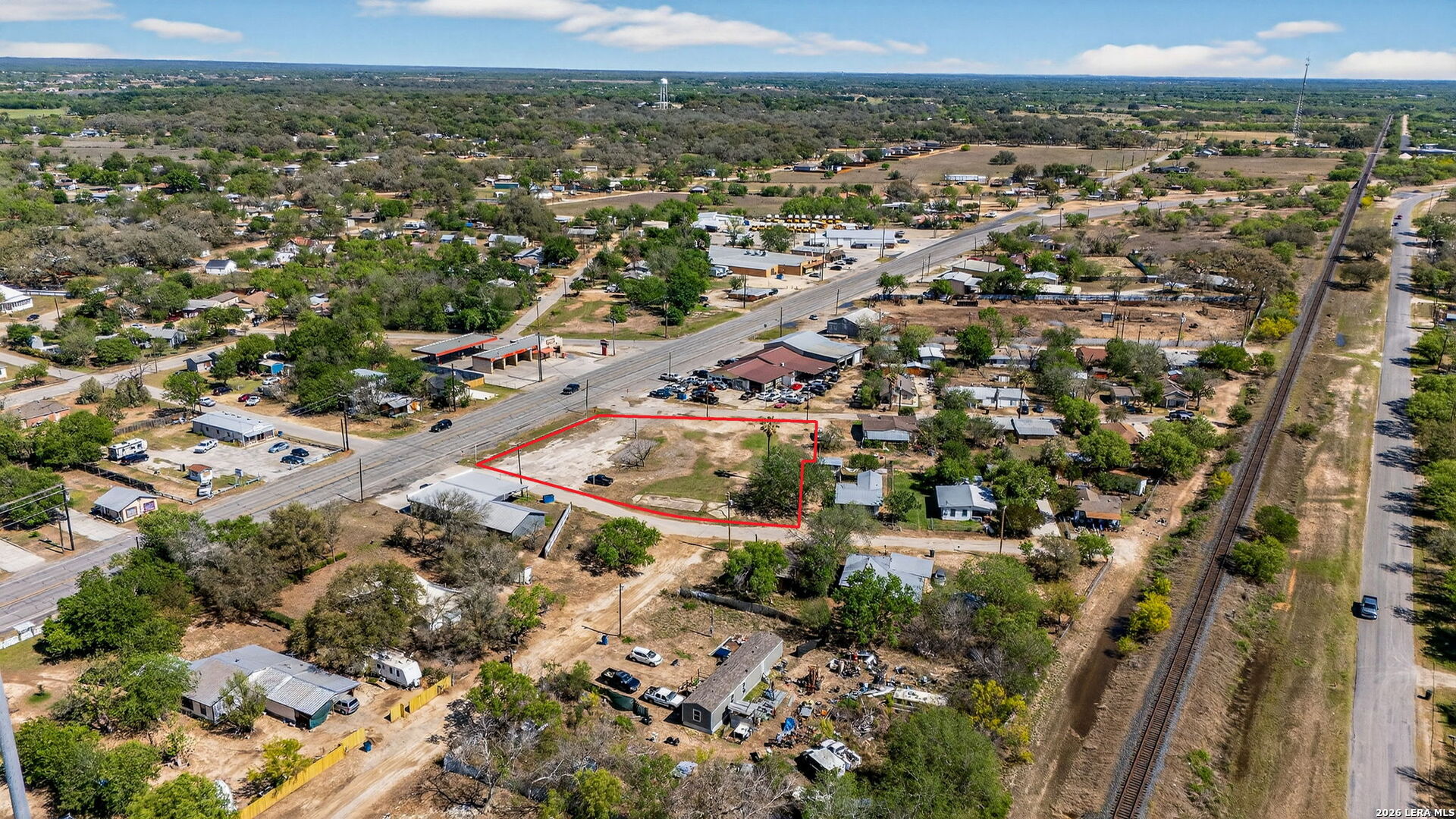 518 N Teel Devine TX 78016