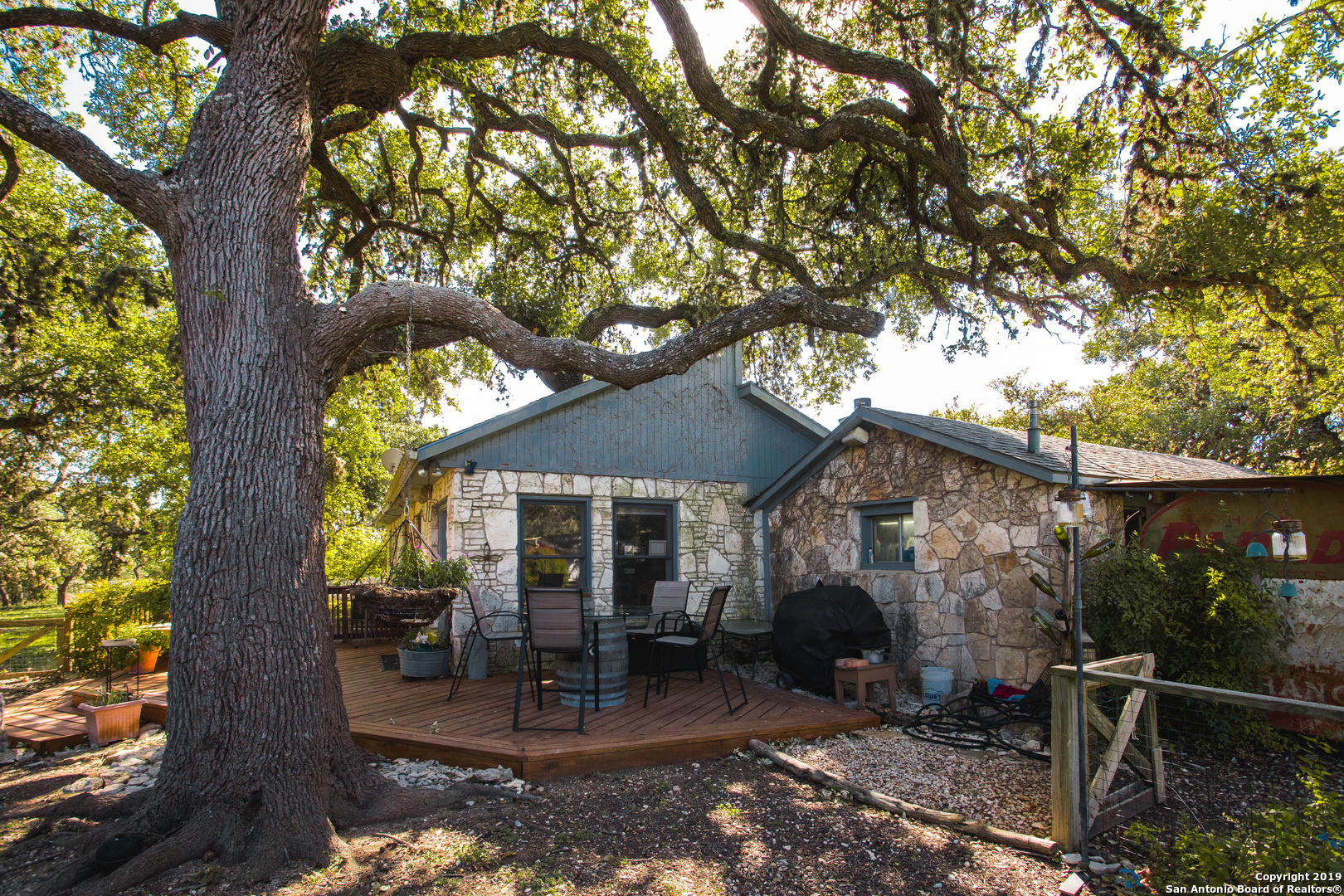 7087 Dietz Elkhorn Road Boerne TX 78015